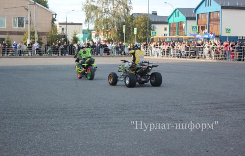 В Нурлате прошло экстремальное мото-квадро стант-шоу от «BKE»