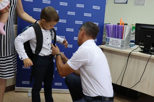 В Нурлате стартовала республиканская благотворительная акция «Помоги собраться в школу»