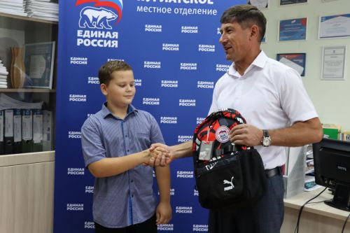 В Нурлате стартовала республиканская благотворительная акция «Помоги собраться в школу»