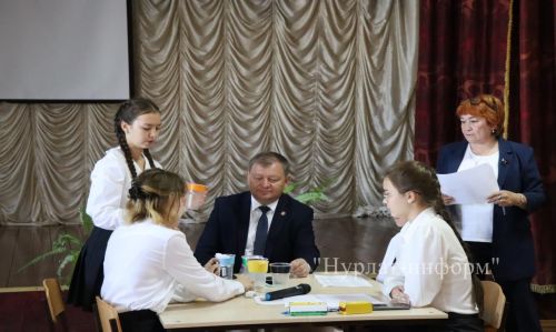 Главный эколог Татарстана провел урок для нурлатских школьников