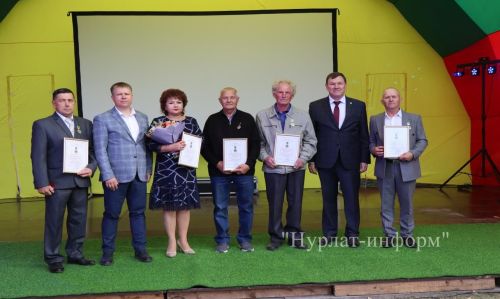 Работники «Татнефти» в Нурлате профессиональный праздник отметили по-семейному
