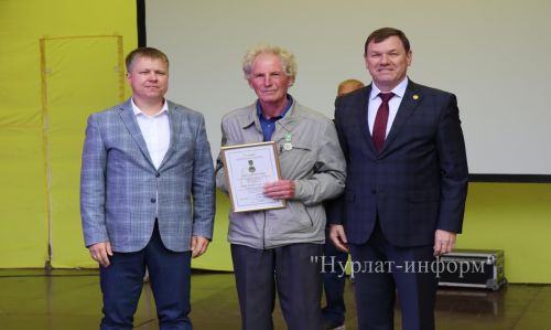 Работники «Татнефти» в Нурлате профессиональный праздник отметили по-семейному