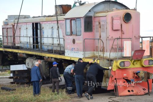 В сквере железнодорожников Нурлата установят памятник-тепловоз