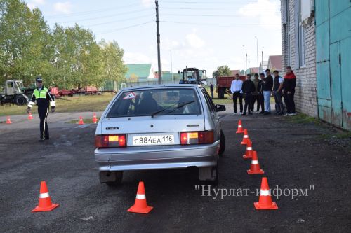 В Нурлате прошел районный этап республиканского конкурса «Автосессия»
