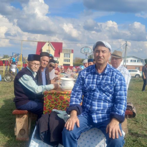 Праздник «День мёда» прошел в микрорайоне Нижний Нурлат