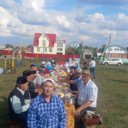 Праздник «День мёда» прошел в микрорайоне Нижний Нурлат