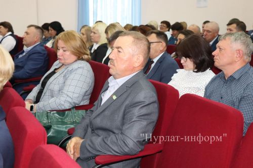 Дамир Ишкинеев переизбран главой Нурлатского района