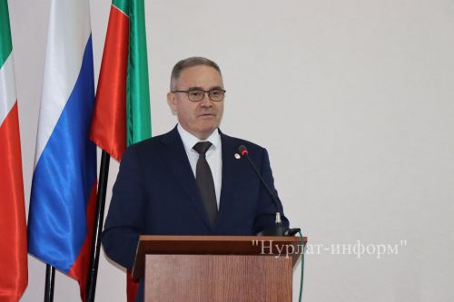 Дамир Ишкинеев переизбран главой Нурлатского района