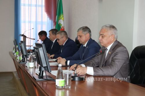 Дамир Ишкинеев переизбран главой Нурлатского района
