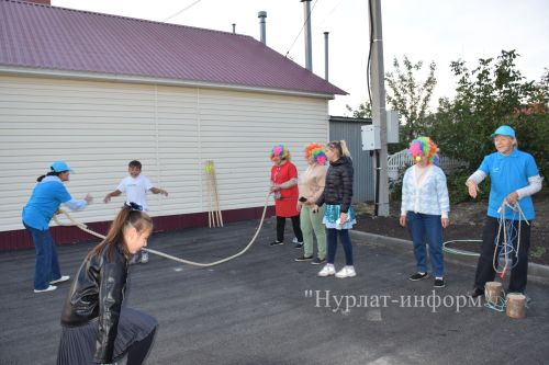 Праздники двора на Нурлатской улице продолжаются