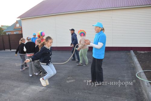 Праздники двора на Нурлатской улице продолжаются