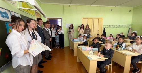 Для первоклассников городской школы №3 Нурлата заложили капсулу времени