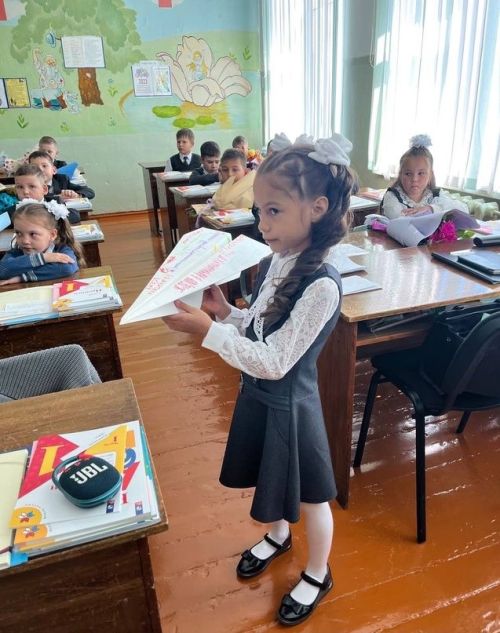 Для первоклассников городской школы №3 Нурлата заложили капсулу времени