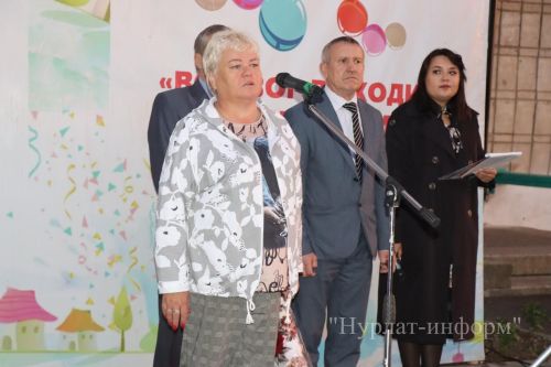 В Нурлате торжественно открыли еще один обновленный двор