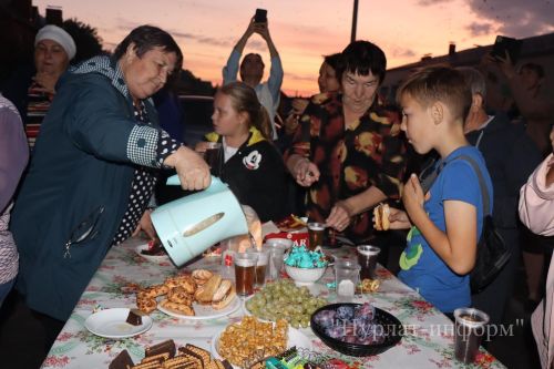 В Нурлате торжественно открыли еще один обновленный двор