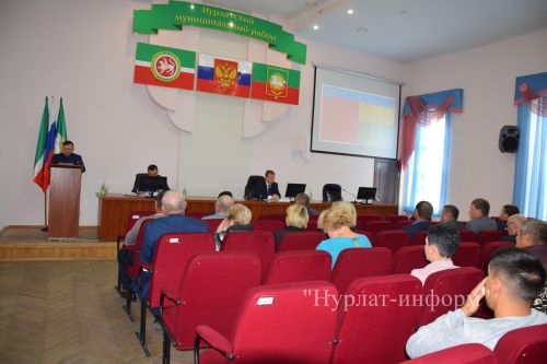 Дамир Ишкинеев встретился с фермерами района