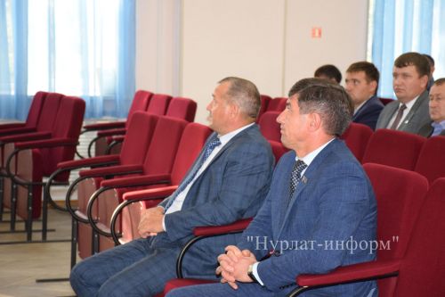 Дамир Ишкинеев встретился с фермерами района