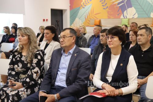 Очередная встреча Дамира Ишкинеева с предпринимателями состоялась в Центре творчества «Килэчэк»