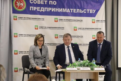 Очередная встреча Дамира Ишкинеева с предпринимателями состоялась в Центре творчества «Килэчэк»