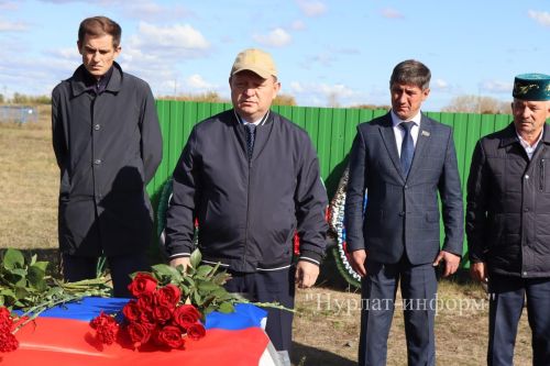 В Нурлатском районе простились с участником СВО Фанилом Амировичем Зиннуровым