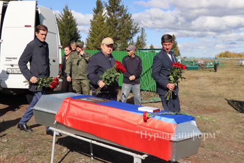В Нурлатском районе простились с участником СВО Фанилом Амировичем Зиннуровым