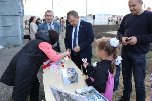 В Нурлате начался сезон открытия дворов