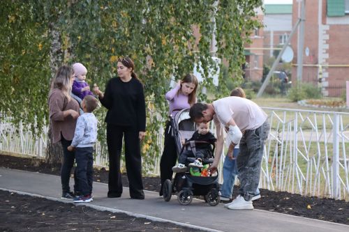 В Нурлате начался сезон открытия дворов