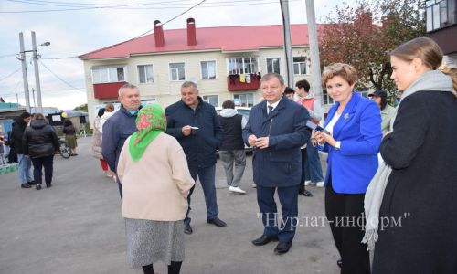 В Нурлате завершена реконструкция еще одной придомовой территории