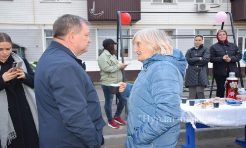 В Нурлате завершена реконструкция еще одной придомовой территории
