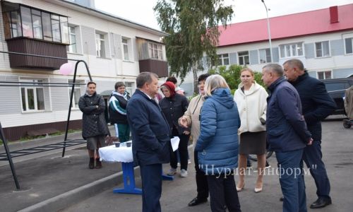В Нурлате завершена реконструкция еще одной придомовой территории