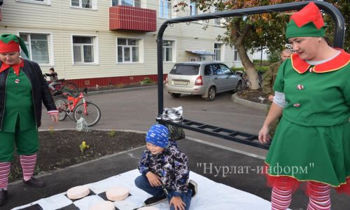 В Нурлате завершена реконструкция еще одной придомовой территории