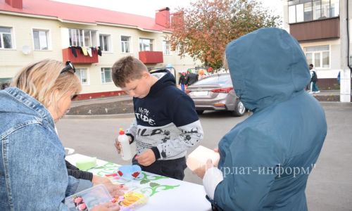 В Нурлате завершена реконструкция еще одной придомовой территории