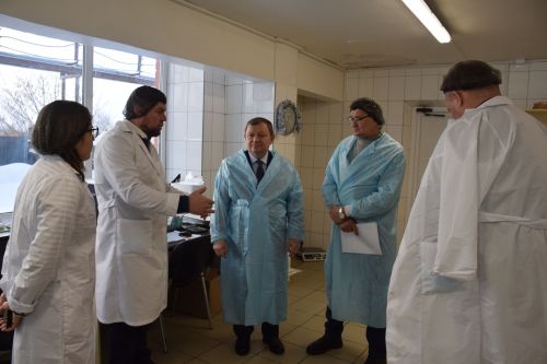 Дамир Ишкинеев ознакомился с деятельностью Тюрнясевского молочного комбината