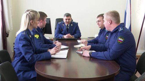 За прошлый год работниками Нурлатской городской прокуратуры выявлено более 1300 нарушений законов
