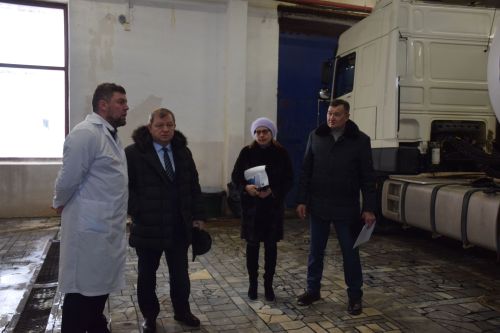Дамир Ишкинеев ознакомился с деятельностью Тюрнясевского молочного комбината