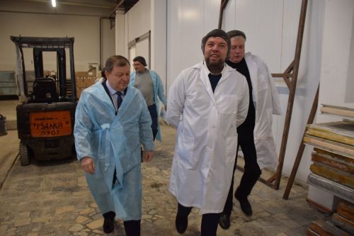 Дамир Ишкинеев ознакомился с деятельностью Тюрнясевского молочного комбината