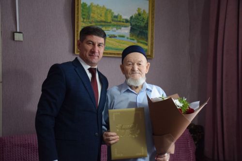 Ветеран Великой Отечественной войны Каим Самигуллович Самигуллин отмечает день рождения