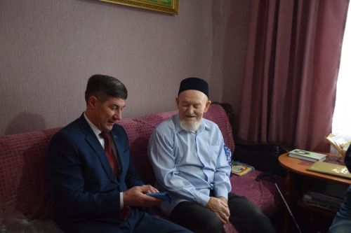 Ветеран Великой Отечественной войны Каим Самигуллович Самигуллин отмечает день рождения