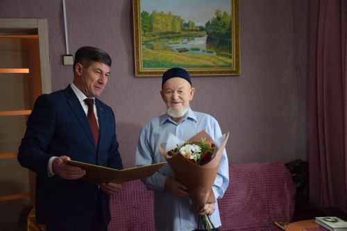 Ветеран Великой Отечественной войны Каим Самигуллович Самигуллин отмечает день рождения