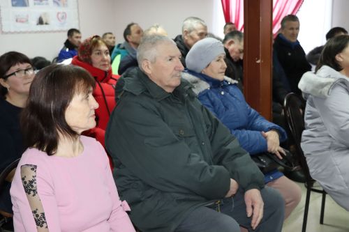 В Турноясе состоялась встреча руководства района с сельчанами