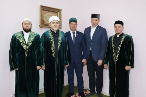 Временно исполняющим обязанности имам-мухтасиба Нурлатского района назначен Руслан хазрат Фархутдинов