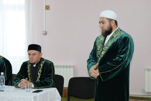 Временно исполняющим обязанности имам-мухтасиба Нурлатского района назначен Руслан хазрат Фархутдинов