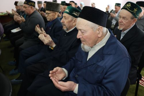 Временно исполняющим обязанности имам-мухтасиба Нурлатского района назначен Руслан хазрат Фархутдинов