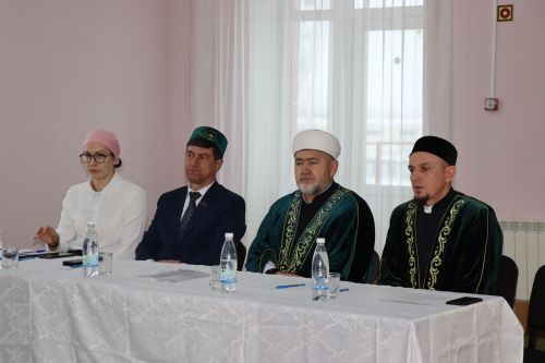Временно исполняющим обязанности имам-мухтасиба Нурлатского района назначен Руслан хазрат Фархутдинов