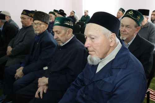 Временно исполняющим обязанности имам-мухтасиба Нурлатского района назначен Руслан хазрат Фархутдинов