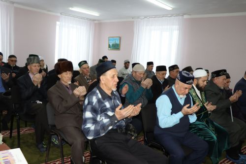 Временно исполняющим обязанности имам-мухтасиба Нурлатского района назначен Руслан хазрат Фархутдинов
