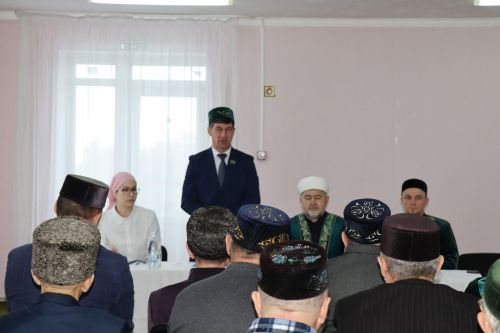 Временно исполняющим обязанности имам-мухтасиба Нурлатского района назначен Руслан хазрат Фархутдинов