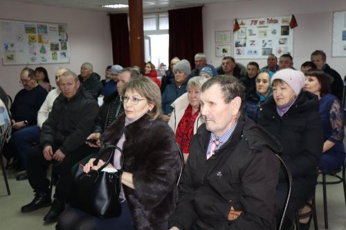 В Турноясе состоялась встреча руководства района с сельчанами