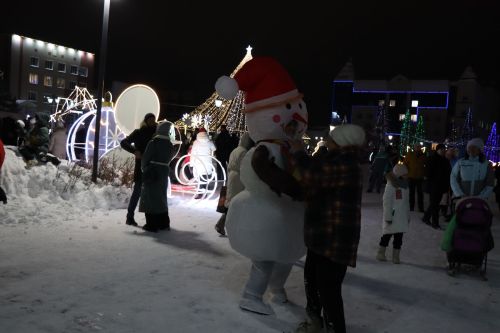В Нурлате состоялось торжественное открытие главной городской Елки