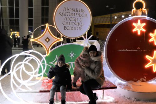 В Нурлате состоялось торжественное открытие главной городской Елки